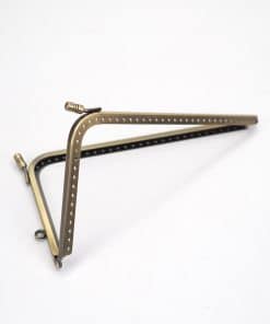 Alternative view of L Model Delikli Metal Çanta Bursu 18.5 CM