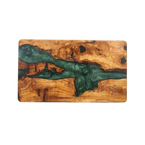 sunum kesme tahtasi el yapimi epoksi zeytin agaci zumrut