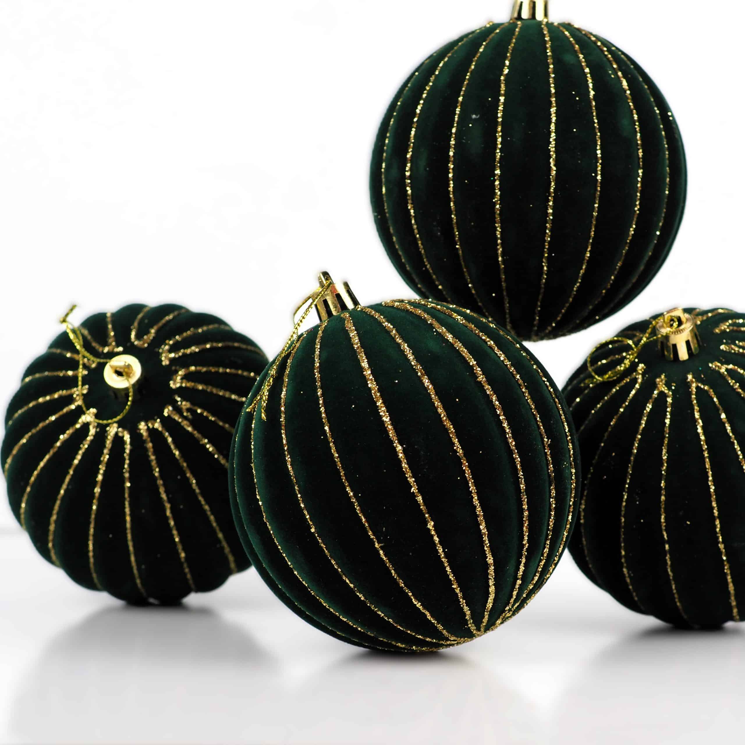 Altın Simli Kadife Yılbaşı Ağacı Süsü Yeşil 10 cm ( 1 Adet ) 6 Altın Simli Kadife Yılbaşı Ağacı Süsü Yeşil 10 cm ( 1 Adet ) - Görsel 4