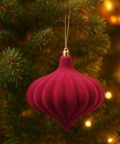 Kadife Yılbaşı Topu – Damla Form Çam Ağacı Süsü Bordo 13 cm