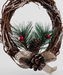 Alternative view of Yılbaşı Kapı Süsü Karlı Çalılı Naturel Kozalaklı Dekoratif Çelenk 15 cm