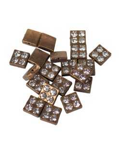 Dört Taşlı Kare Dikme Boncuk (10 Adet)